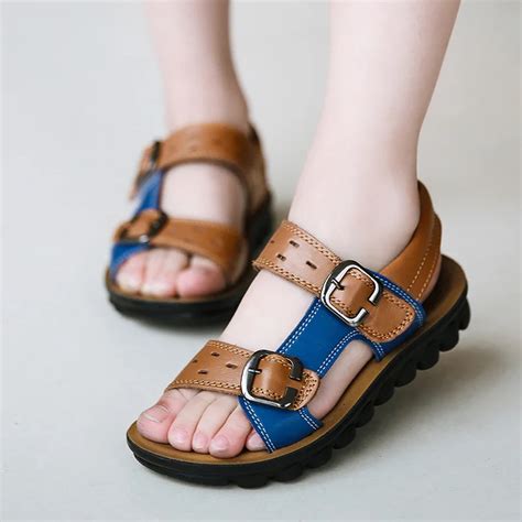 boys casual sandals.